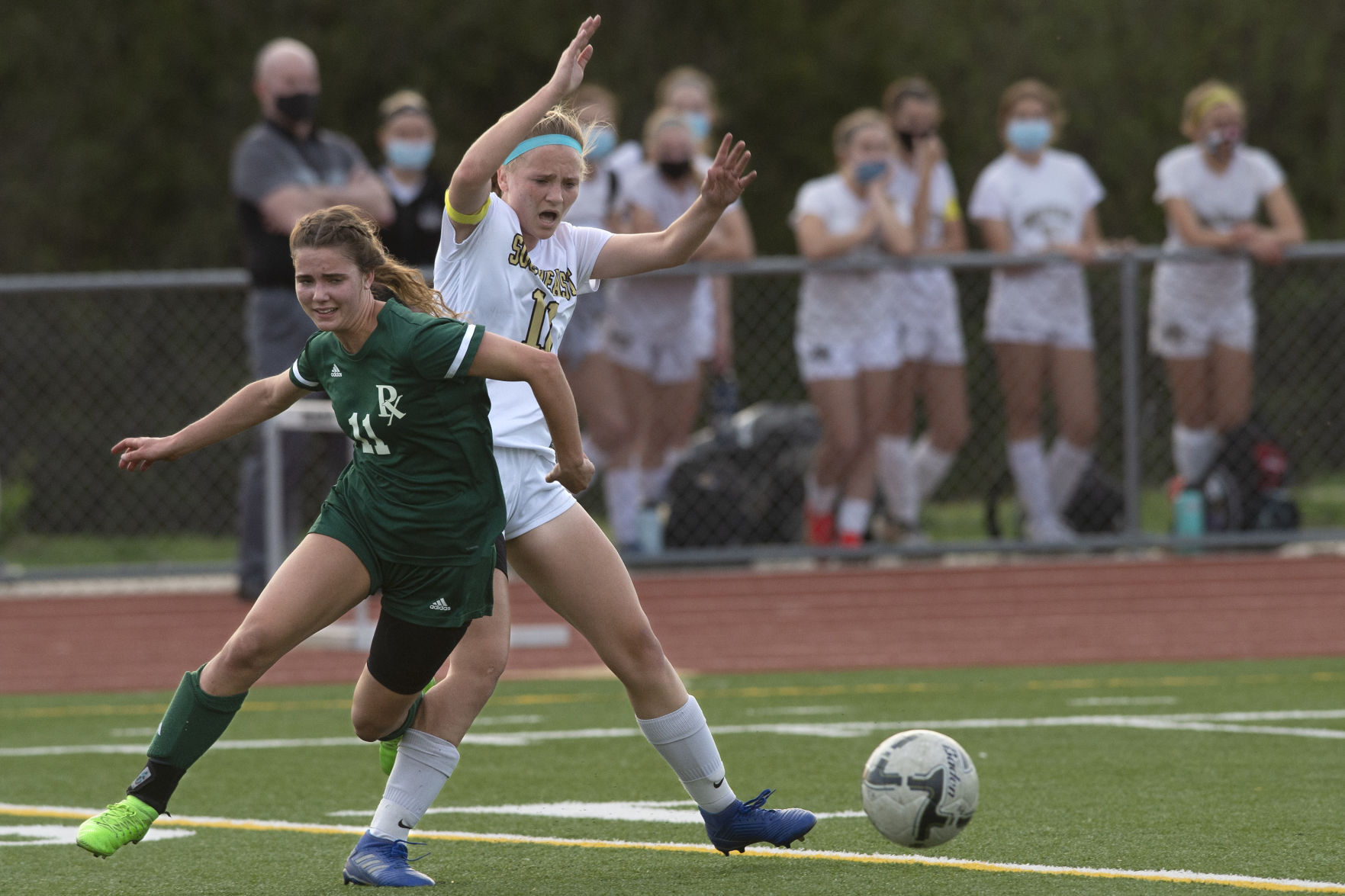 Lincoln Southeast vs. Lincoln Pius X, 4.5